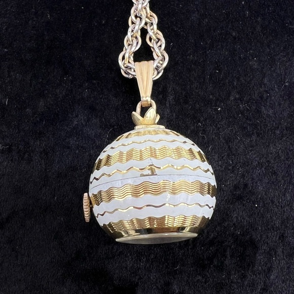 Vintage Caravelle Japan Orb Watch Necklace - Picture 5 of 6